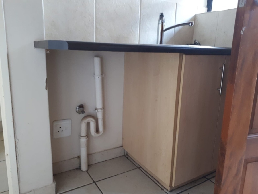 To Let 1 Bedroom Property for Rent in Mooivallei Park North West